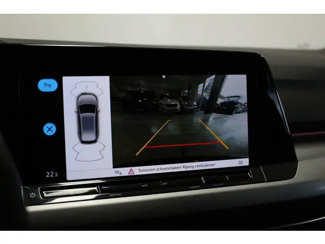 Volkswagen Golf Variant 1.0 TSI Life 2022 Benzine 36