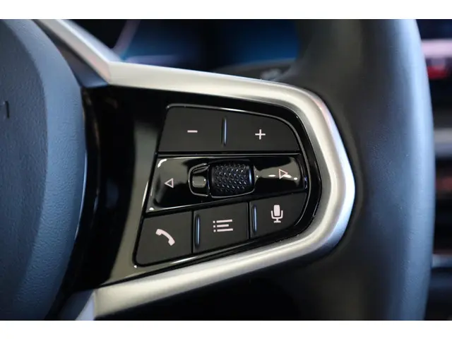 BMW i4 eDrive40 2025 Elektrisch 25