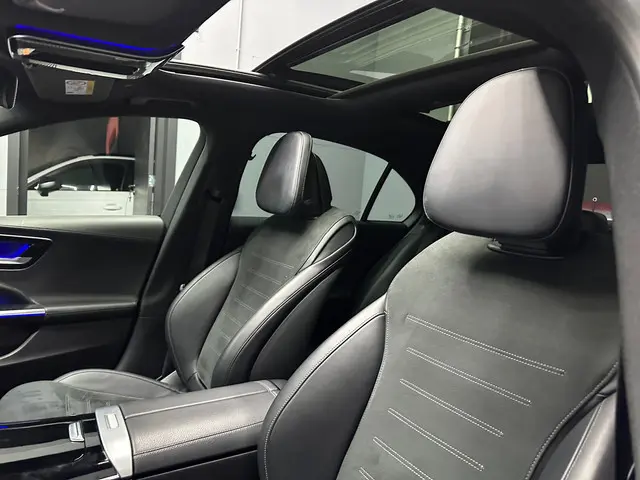 Mercedes-Benz C-Klasse 300 AMG Line PANO 2021 Benzine 7