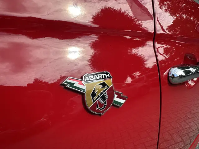 Fiat 500 1.4 T-Jet Abarth Elaborabile 2015 Benzine 16
