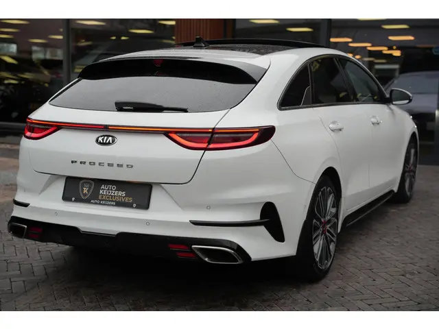 Kia ProCeed 1.6 T-GDi GT 2019 Benzine 42