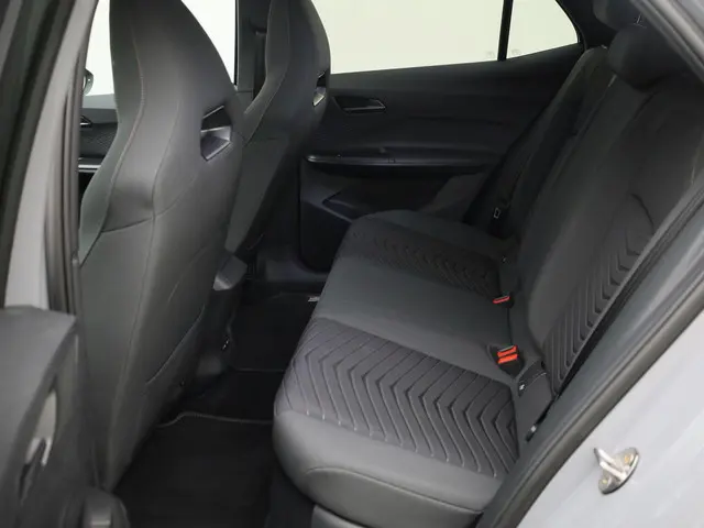 CUPRA Born 204PK Business 62 kWh 2024 Elektrisch 21