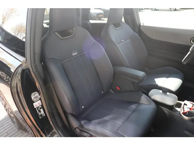 MINI 3-Deurs Cooper S 2025 Benzine 8