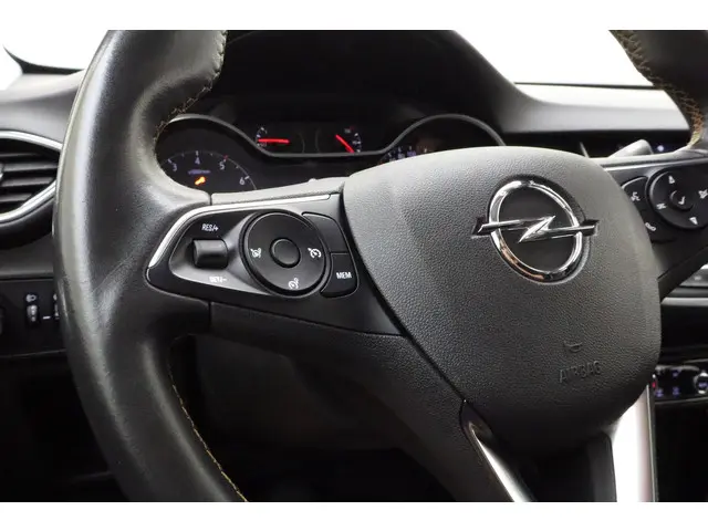 Opel Crossland X 1.2 Turbo Innovation 2019 Benzine 29