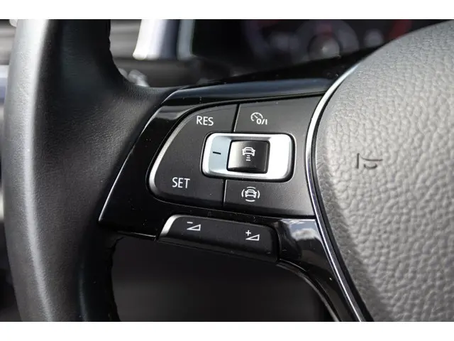 Volkswagen T-Roc 1.5 TSI Automaat Navigatie 2020 Benzine 13
