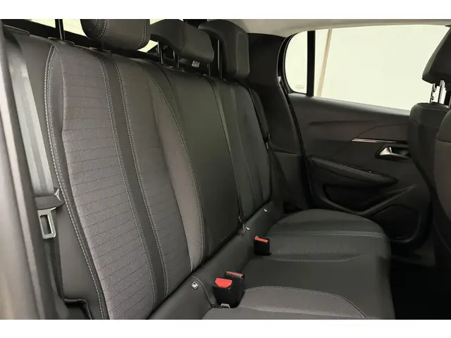 Peugeot 208 1.2 PureTech Allure Pack 2023 Benzine 15
