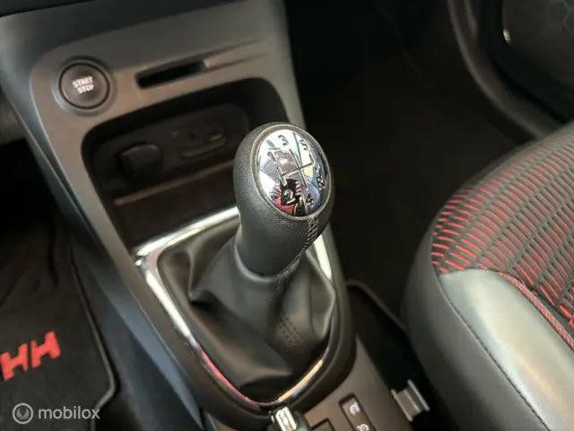 Renault Captur 0.9 TCe Helly Hansen 2015 Benzine 23