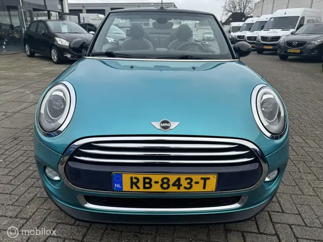 MINI Cooper Cabrio 1.5 Chili Business 2017 Benzine 2