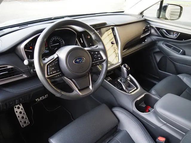 Subaru Outback 2.5i Premium AWD 2023 Benzine 8