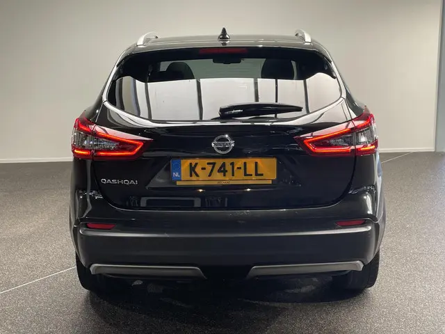 Nissan QASHQAI 1.3 DIG-T Premium Edition 2021 Benzine 19