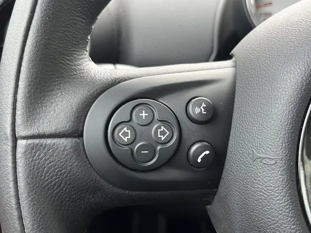 MINI Countryman 1.6 One Knockout Edition 2014 Benzine 52