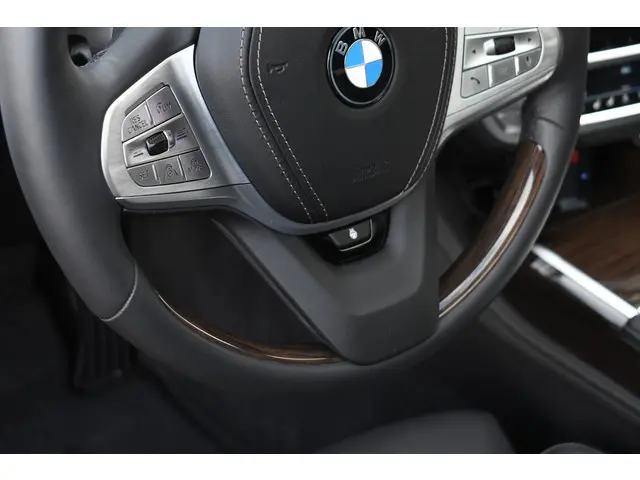 BMW 7 Serie M760Li xDrive 2019 Benzine 94
