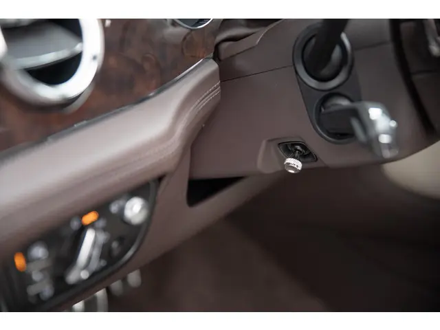 Bentley Bentayga 3.0 V6 Hybrid 2022 Hybride Benzine 90