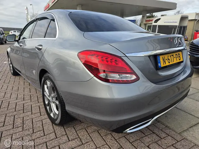 Mercedes-Benz C-Klasse 180 Prestige 2016 Benzine 7