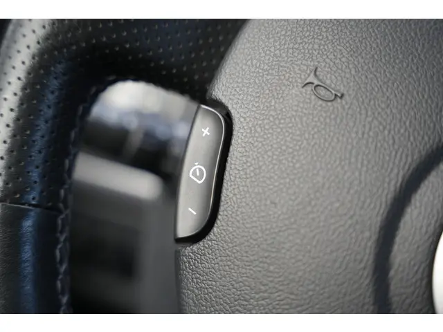 Renault Clio 2.0 RS 2013 Benzine 33