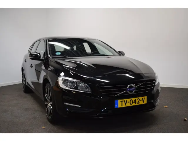 Volvo V60 2.0 T3 153pk Polar+ 2017 Benzine 19