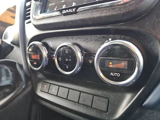 Iveco Daily 35C18 2021 Diesel 11