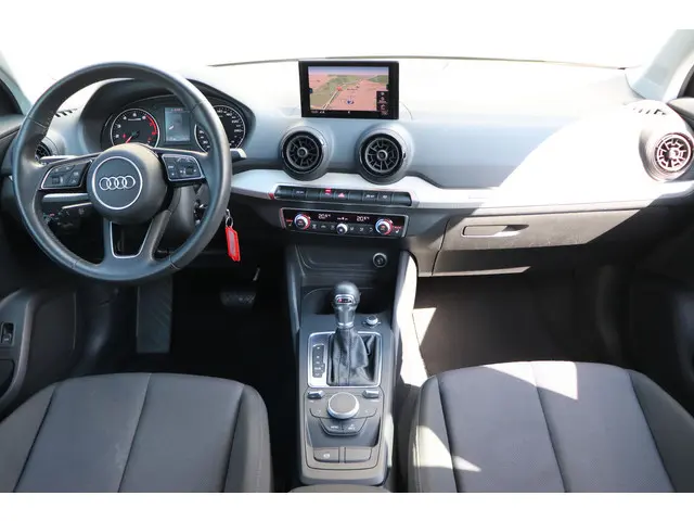 Audi Q2 1.4 TFSI S-tronic 2017 Benzine 8