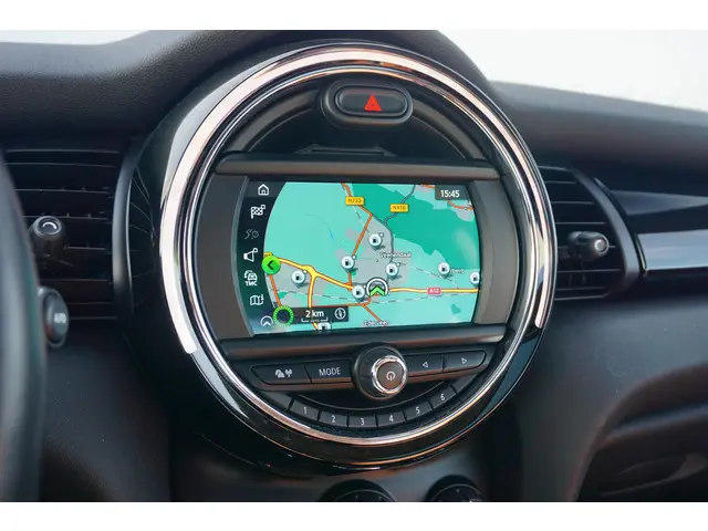 MINI 3-Deurs Cooper 2018 Benzine 21