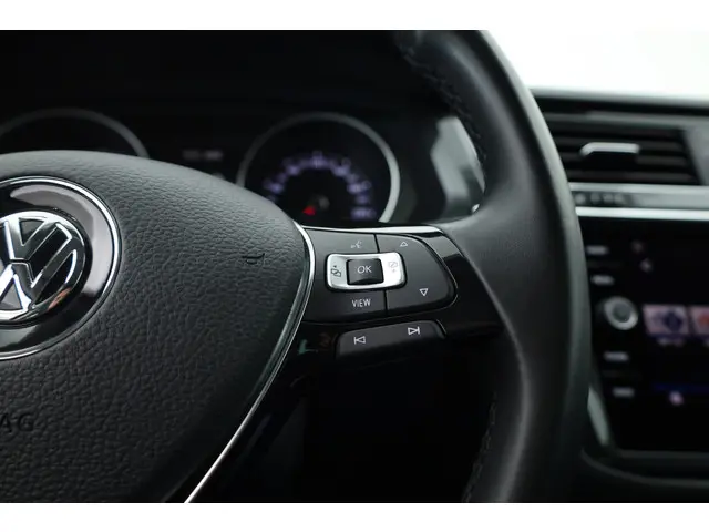 Volkswagen Tiguan 1.5 TSI Life Business 2020 Benzine 14