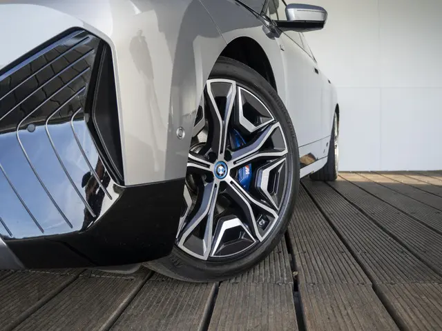 BMW iX M60 2023 Elektrisch 21