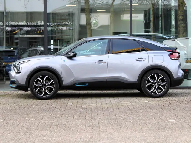 Citroën ë-C4 Shine 50 kWh 2022 Elektrisch 11