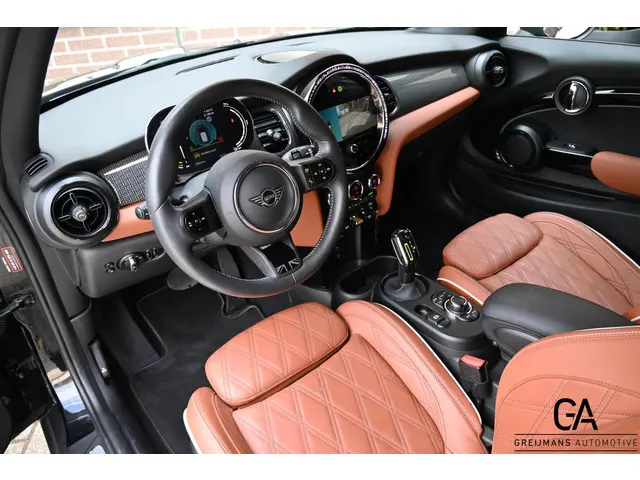 MINI Electric Mini Camden Edition 33 kWh 2023 Elektrisch 4
