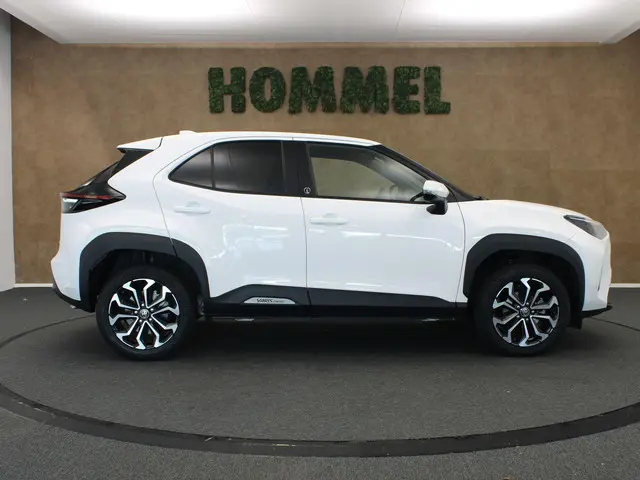 Toyota Yaris Cross 1.5 Hybrid Team D 2022 Hybride Benzine 9