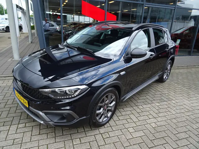 Fiat Tipo Cross 1.0 City Cross 2021 Benzine 4