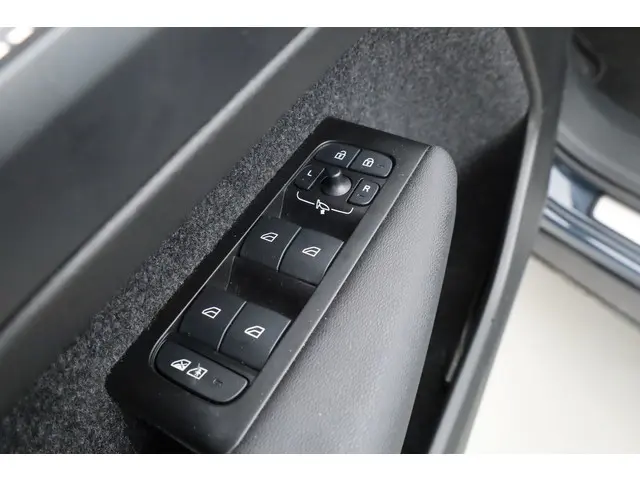 Volvo XC40 Recharge Plus 2022 Elektrisch 7