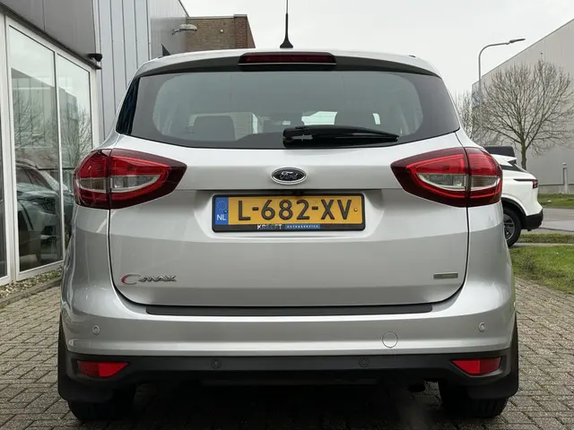 Ford C-MAX 1.5 Titanium 2018 Benzine 11