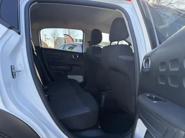 Citroën C3 1.2 PureTech S&S Shine 2018 Benzine 11