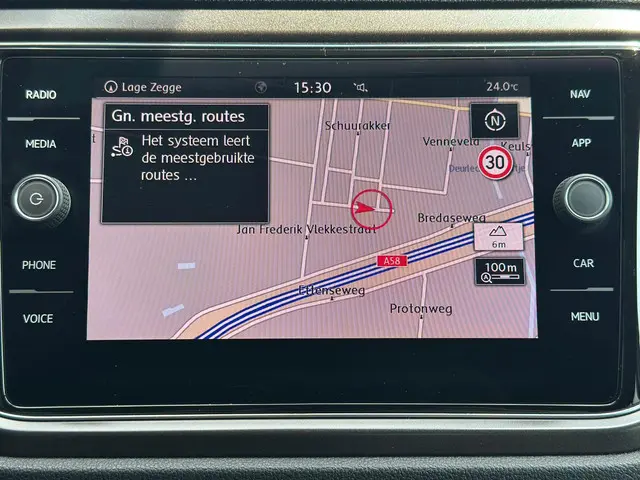 Volkswagen T-Roc 1.5 TSI Style 2020 Benzine 24