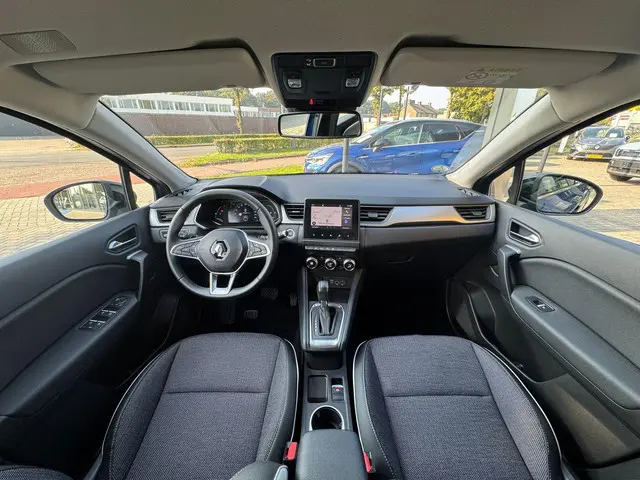 Renault Captur TCe 140 Intens 2021 Benzine 11