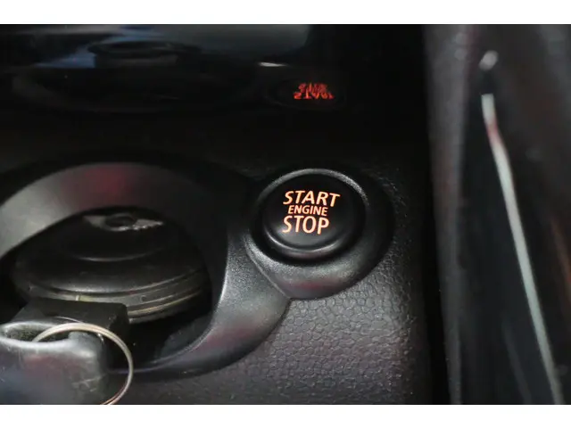 MINI Countryman Mini 1.6 Cooper Chili 2016 Benzine 36