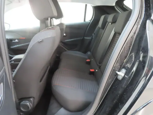 Peugeot e-208 EV Active Pack 50 kWh 2023 Elektrisch 8