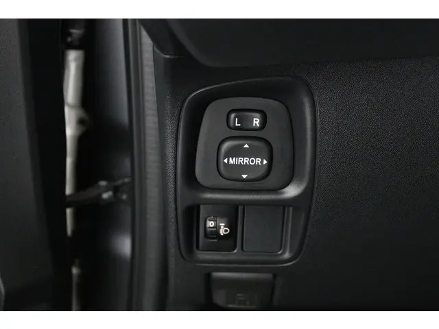 Toyota Aygo 1.0 VVT-i x-play 2021 Benzine 28