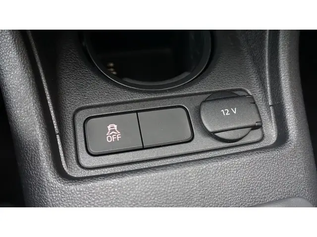 SEAT Mii 1.0 60PK 5Drs Sport Dynamic 2014 Benzine 14