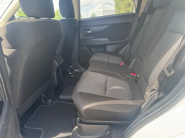 Mitsubishi Outlander 2.4 PHEV Pure 2020 Hybride Benzine 21