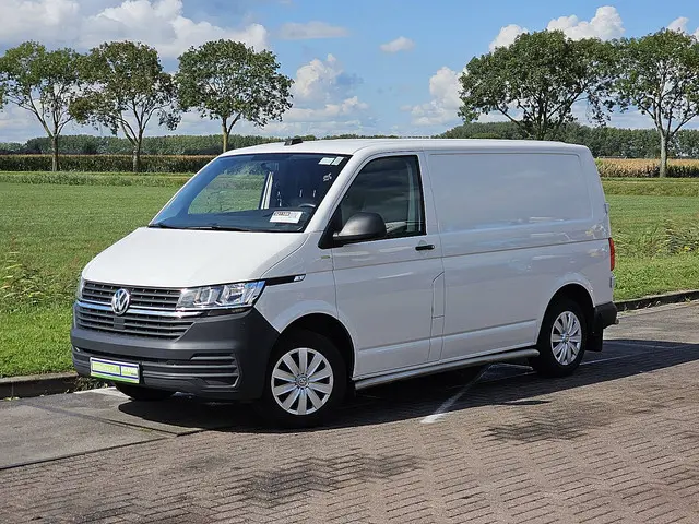 Volkswagen Transporter 2.0 TDI 2021 Diesel 2