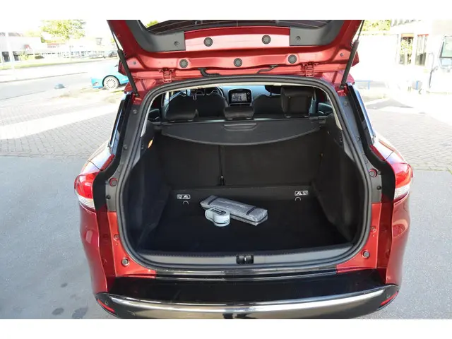 Renault Clio Estate 0.9 TCe Limited 2018 Benzine 11
