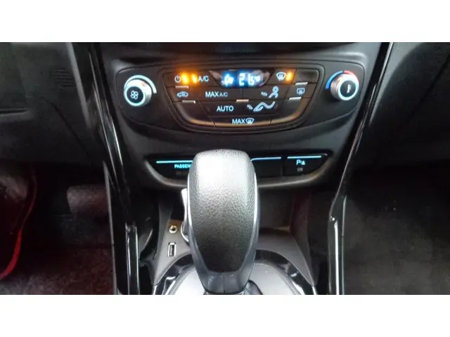 Ford B-MAX 1.6 TI-VCT Titanium 2014 Benzine 12