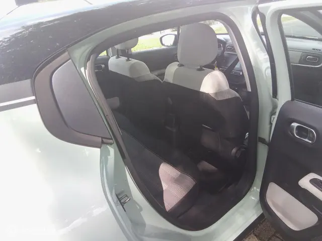 Citroën C3 1.2 PureTech Live 2016 Benzine 7