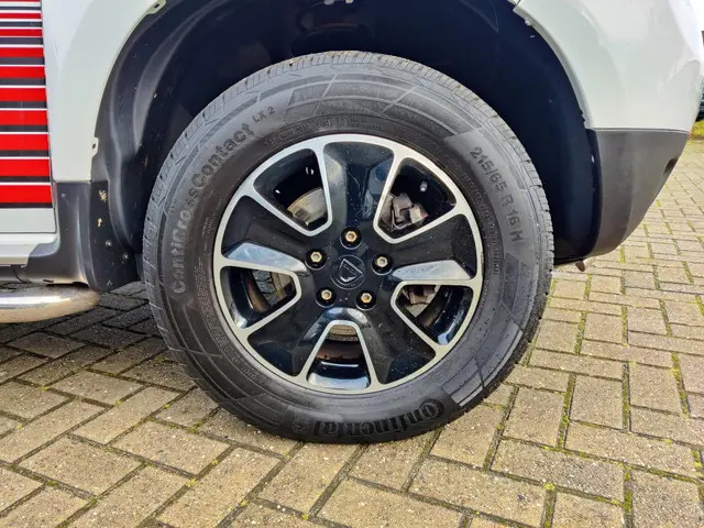 Dacia Duster 1.2 TCe 4x2 Prestige 2016 Benzine 9