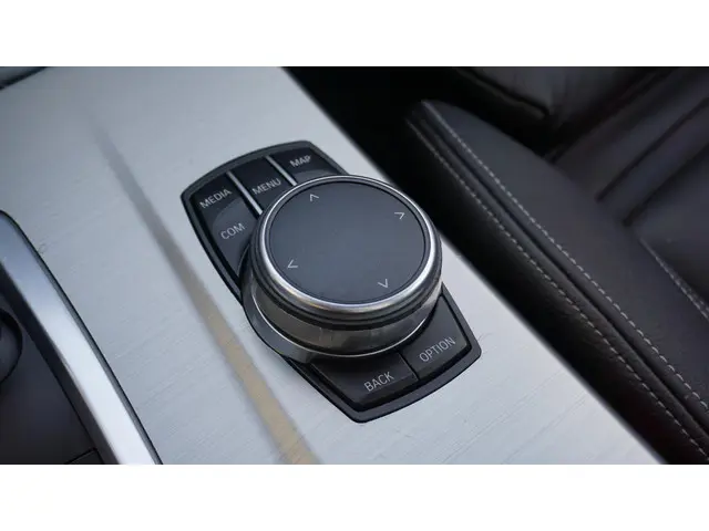 BMW X3 xDrive 20i 184pk M-Sport 2017 Benzine 36