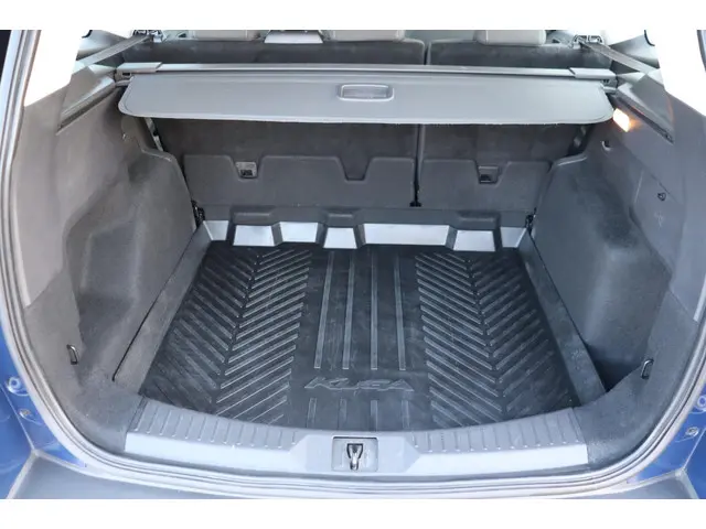 Ford Kuga 1.5 Trend org.nl trekhaak 2016 Benzine 23