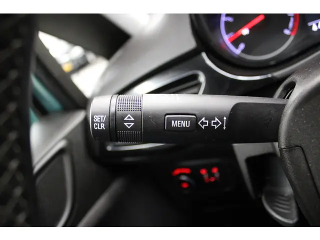 Opel Corsa 1.0 Turbo Business+ 2015 Benzine 15