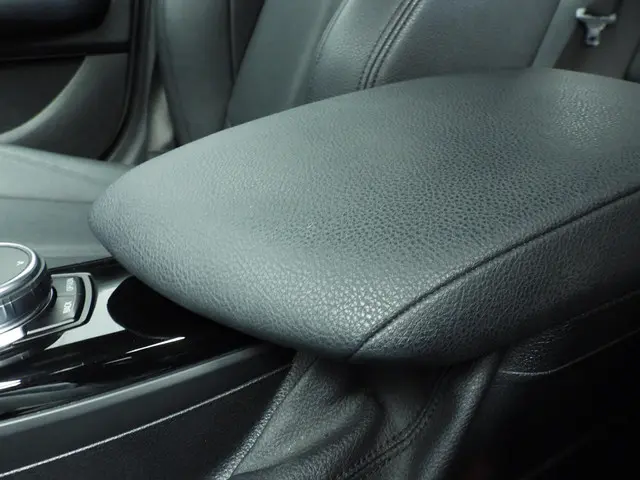 BMW 1 Serie 5-deurs 118i 2019 Benzine 23