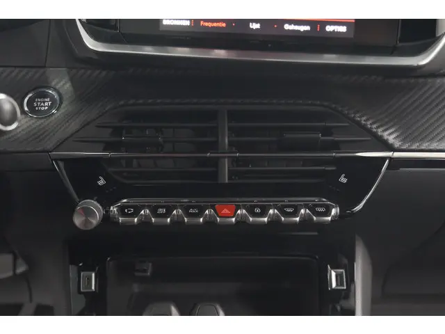 Peugeot 2008 PureTech 130 GT-Line 2020 Benzine 47