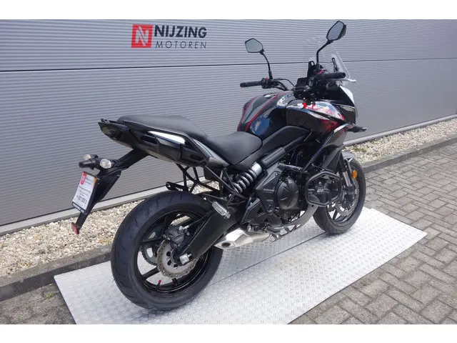 Kawasaki Versys 650 ABS 2022 Benzine 3